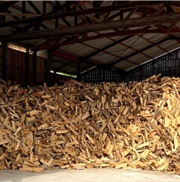 10 Stères de Bûches 30-33 cm en Vrac chêne/hêtre/charme stocké